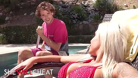 Ninas Pornstar Action