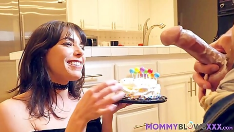 Hungry For Bigcock In Birthday Throatfuck - Lexi Foxy