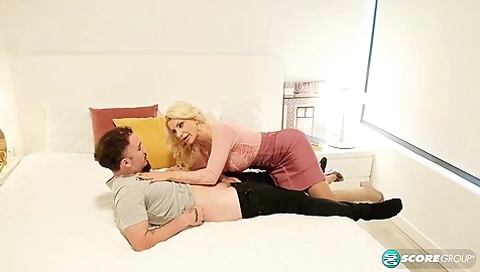 Brittany S And Brittany Andrews In Long Legs