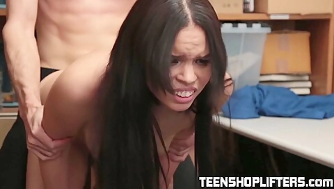 Pretty Hot Babe Rides Officers Cock To Avoid Jail Time