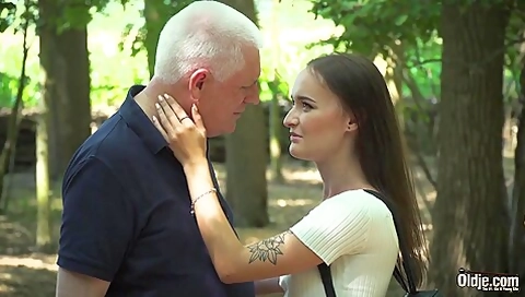 Looking-good Tootsie - Blowjob Porn