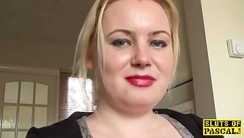 Nice-looking Lassie - Reality Video