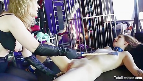 Kinky Lesbian Sex With And - Charli Piper And Nina Hartley