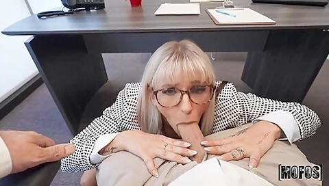 Cock Clip With Temperament Katee V From